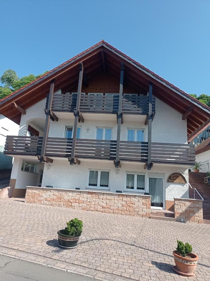 Gaestehaus Hoffmann Dorrenbach Exterior photo